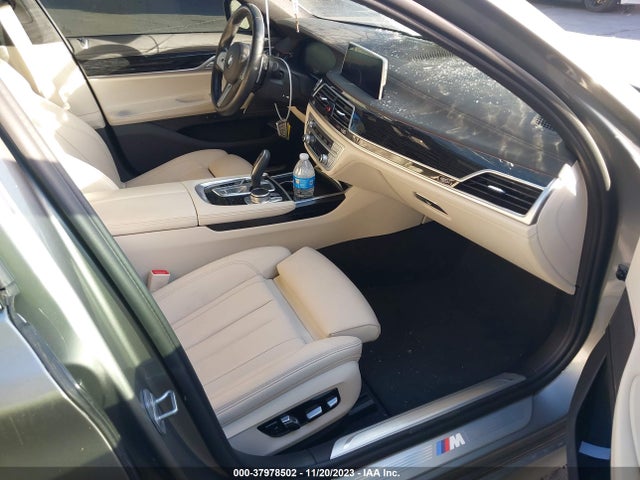 BMW 740I 2022 WBA7T2C02NCJ60235 Image 5