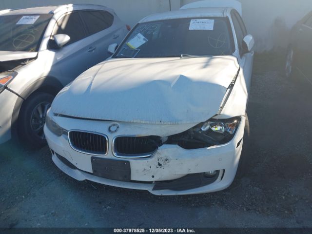 WBA3B1G58FNT03454 BMW 3 Series 320i