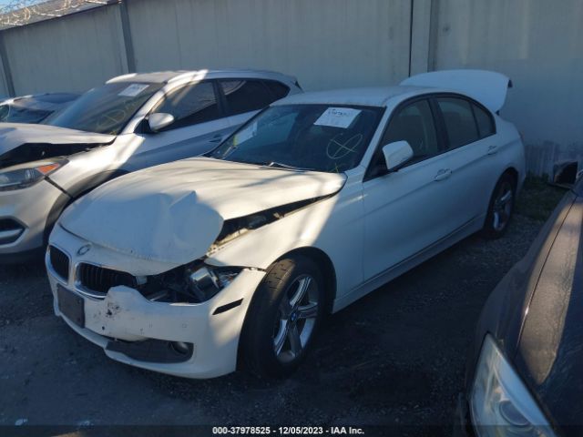 WBA3B1G58FNT03454 BMW 3 Series 320i