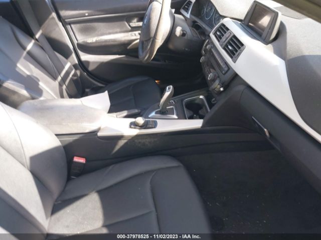 WBA3B1G58FNT03454 BMW 3 Series 320i