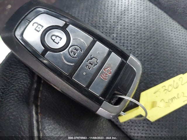 Ford Fusion Titanium 2020 3FA6P0D92LR130144 Image 11