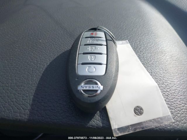 5N1AT2MT3KC747522 Nissan Rogue Sl