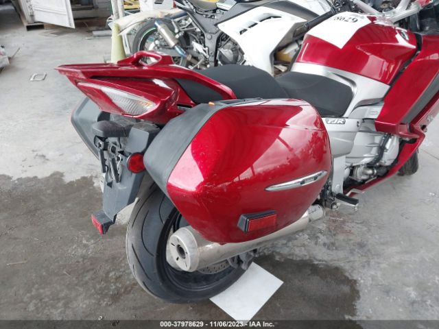 2014 YAMAHA FJR1300 JYARP24E4EA001427 Photo 3