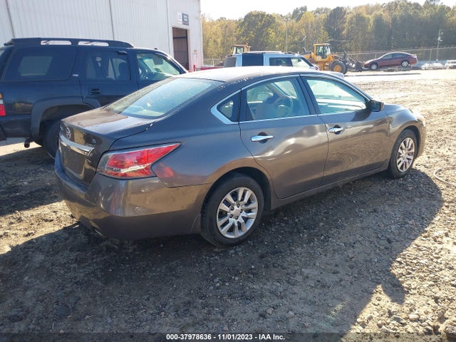 Nissan Altima 2.5 S 2015 1N4AL3AP4FC208159 Image 4