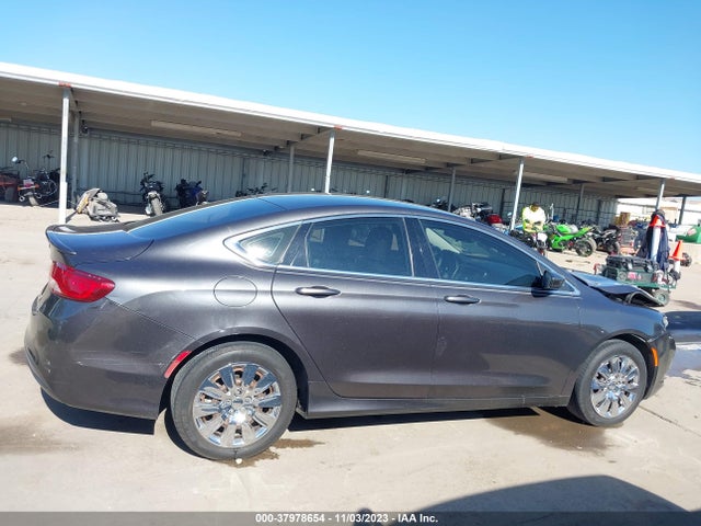 Chrysler 200 LX 2015 1C3CCCFB0FN643673 Image 13