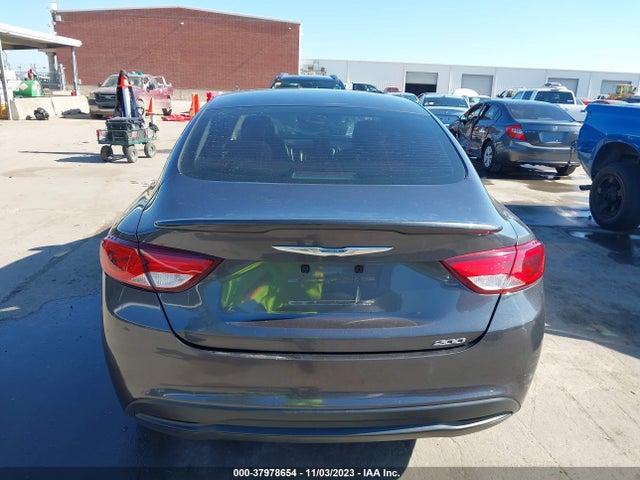 Chrysler 200 LX 2015 1C3CCCFB0FN643673 Image 16