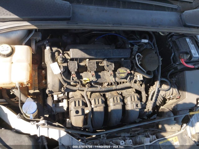 2014 FORD FOCUS TITANIUM VIN: 1FADP3N22EL118667