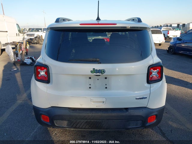 2018 JEEP RENEGADE LATITUDE FWD VIN: ZACCJABB3JPJ40065