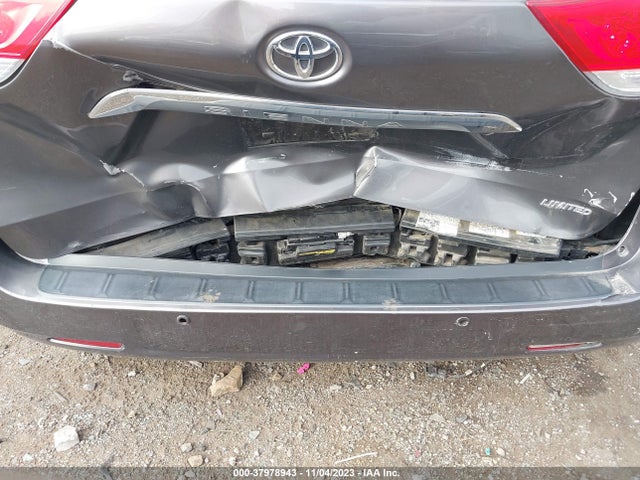 2012 TOYOTA SIENNA LIMITED V6 7 PASSENGER VIN: 5TDYK3DC5CS206452