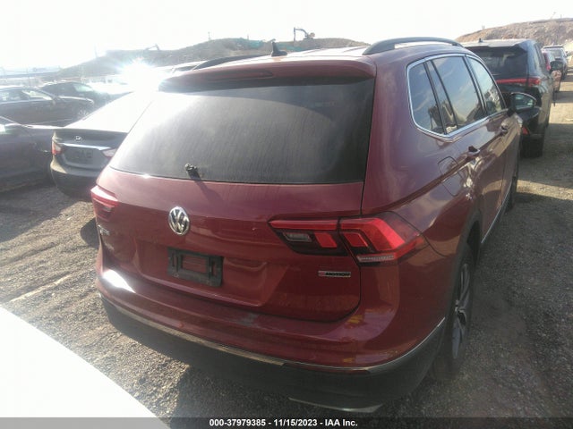 3VV2B7AX0LM095265 Volkswagen Tiguan Se/sel/se R-line Black
