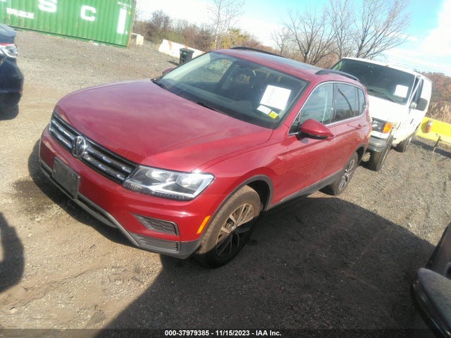 3VV2B7AX0LM095265 Volkswagen Tiguan Se/sel/se R-line Black