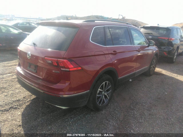 3VV2B7AX0LM095265 Volkswagen Tiguan Se/sel/se R-line Black