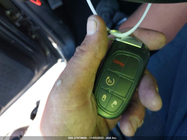 2014 RAM 1500 1C6RR6VT7ES258747 Photo 10