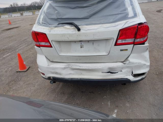 3C4PDCEG9JT379837 Dodge JOURNEY GT