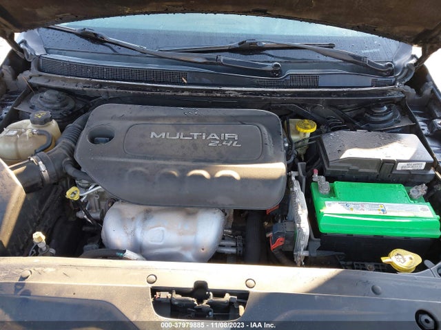 Chrysler 200 C 2015 1C3CCCCB9FN545407 Image 10