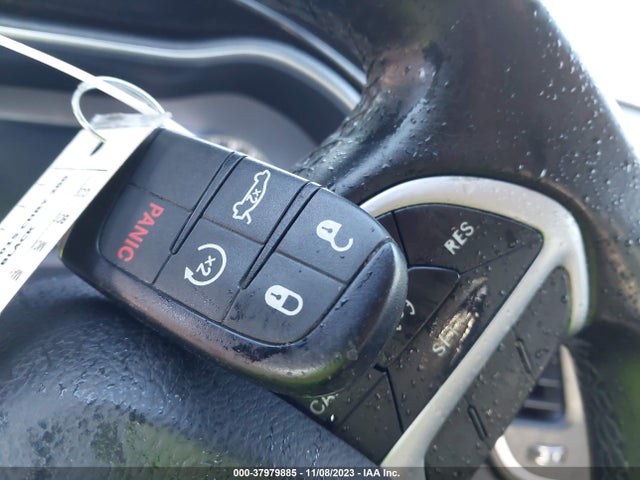 Chrysler 200 C 2015 1C3CCCCB9FN545407 Image 11