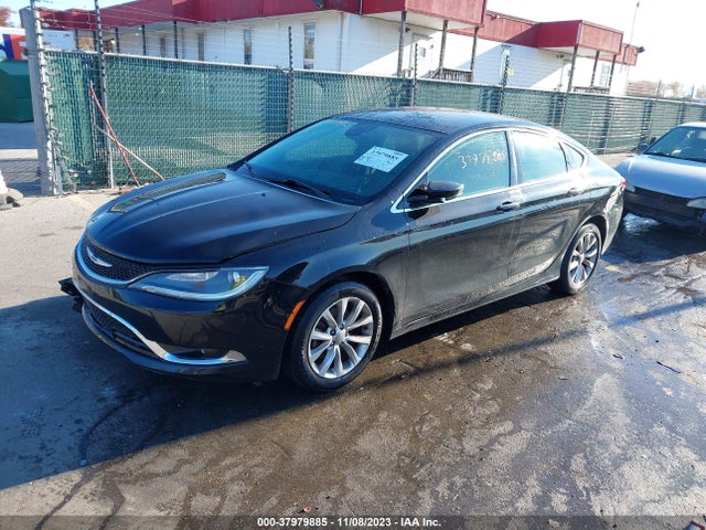 Chrysler 200 C 2015 1C3CCCCB9FN545407 Image 2