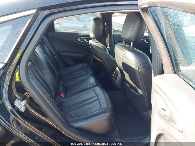 Chrysler 200 C 2015 1C3CCCCB9FN545407 Image 8