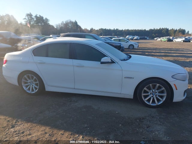 BMW 535i Xdrive 2014 WBA5B3C59ED535706 Image 13