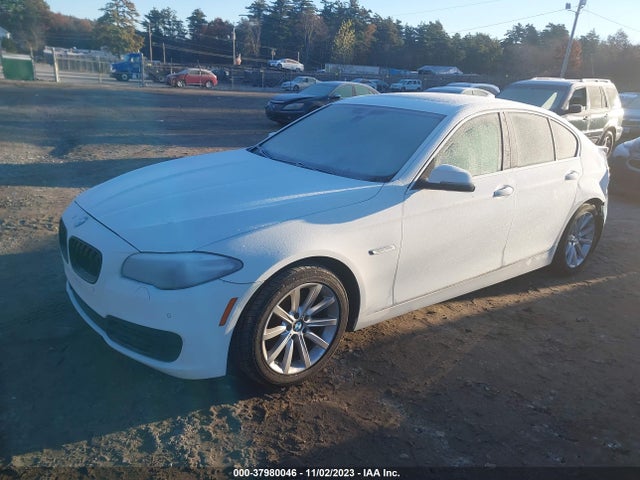 BMW 535i Xdrive 2014 WBA5B3C59ED535706 Image 2