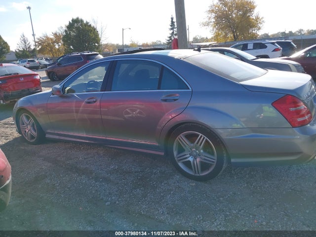 2013 MERCEDES-BENZ S 550 4MATIC VIN: WDDNG9EB6DA533721