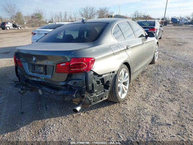 BMW 535i Xdrive 2015 WBA5B3C53FD545245 Image 4