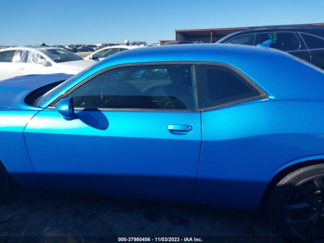 2C3CDZJG7KH574325 Dodge Challenger Gt