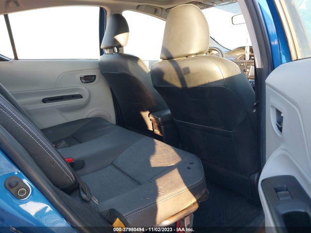 Toyota Prius C One/three/two/four 2014 JTDKDTB30E1066555 Image 8
