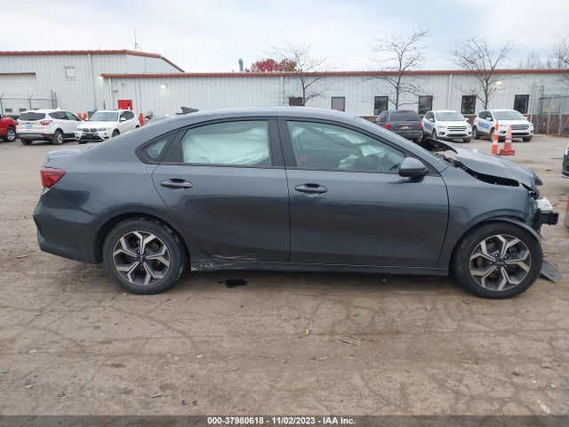 2021 KIA FORTE LXS VIN: 3KPF24AD3ME388271
