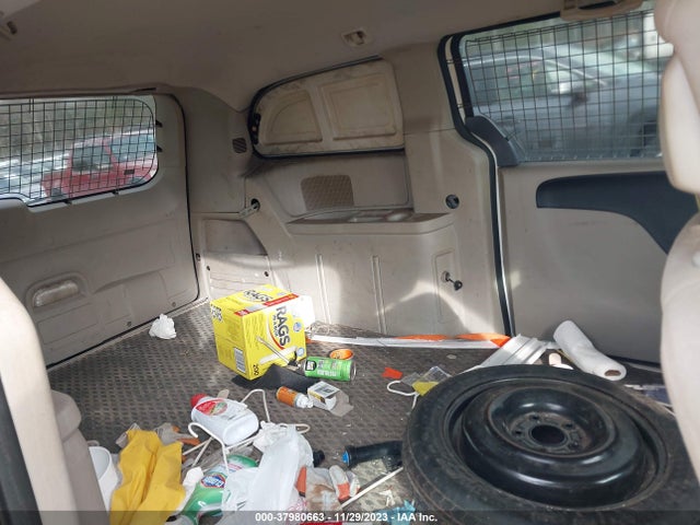 RAM Cargo Tradesman 2014 2C4JRGAG2ER404624 Image 8