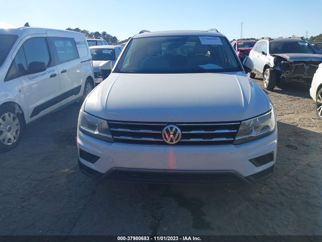 2018 VOLKSWAGEN TIGUAN 2.0T SE/2.0T SEL VIN: 3VV3B7AX8JM056019