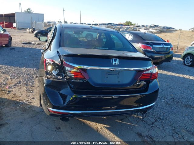 1HGCR3F9XHA001481 Honda Accord Touring V6