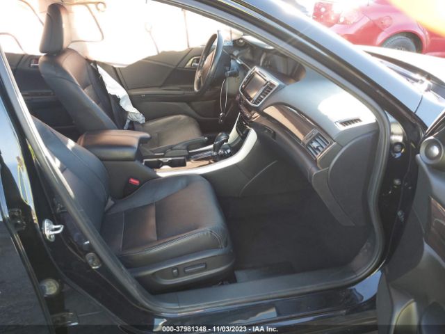 1HGCR3F9XHA001481 Honda Accord Touring V6