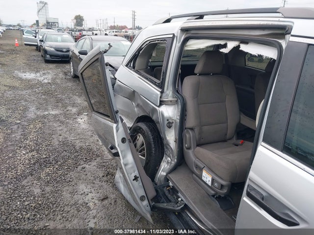 2015 HONDA ODYSSEY LX VIN: 5FNRL5H26FB105573