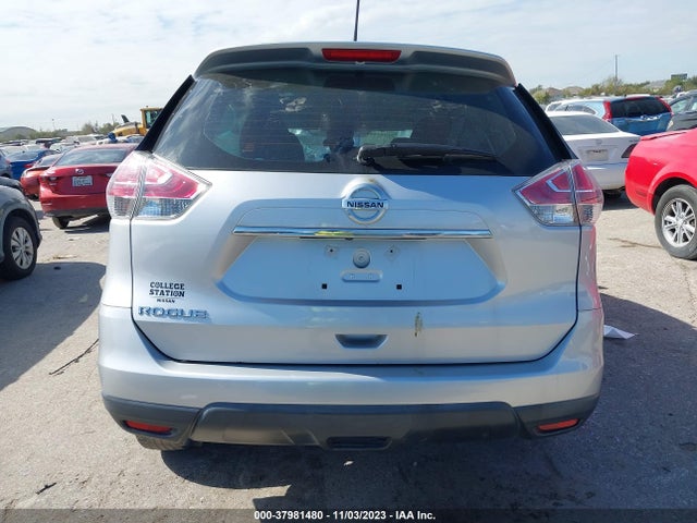 2015 NISSAN ROGUE S VIN: 5N1AT2MT8FC895347