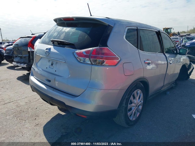 2015 NISSAN ROGUE S VIN: 5N1AT2MT8FC895347