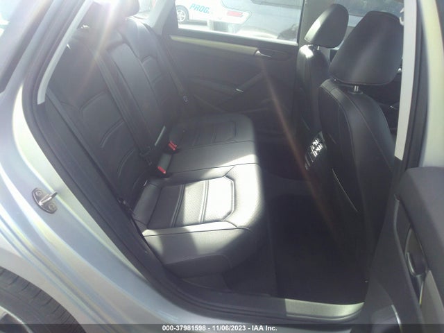 1VWSA7A32MC000798 Volkswagen Passat 2.0t Se