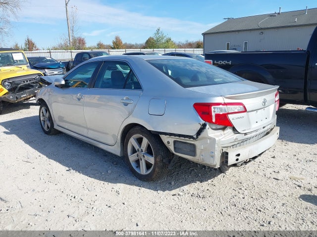 2012 TOYOTA CAMRY SE VIN: 4T1BF1FK6CU098515
