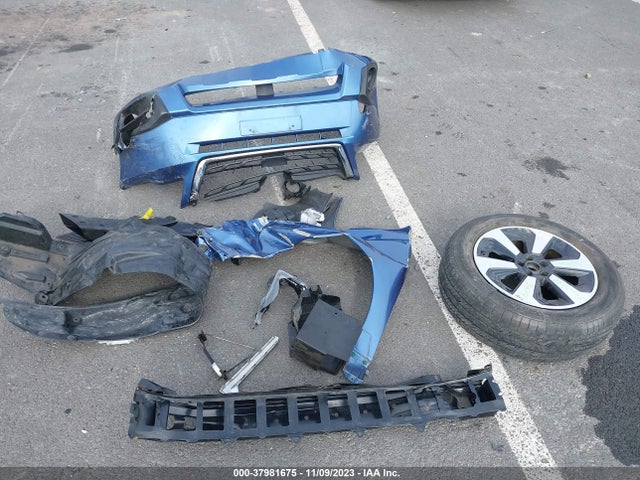 JF2SJAEC3JH482501 Subaru Forester Premium