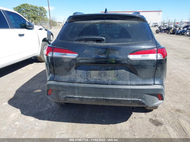 Toyota Corolla Cross Le 2022 7MUCAAAG0NV026877 Image 16