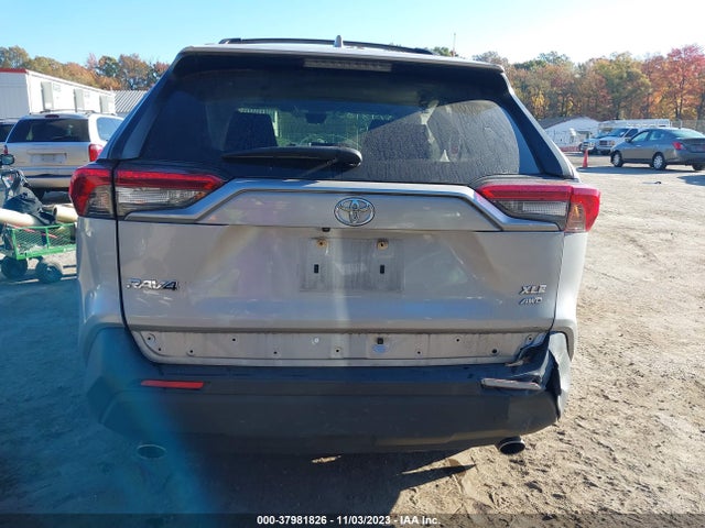 2019 TOYOTA RAV4 XLE VIN: JTMP1RFV5KD021165