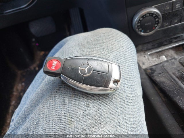 2010 MERCEDES-BENZ GLK 350 4MATIC VIN: WDCGG8HB8AF261819