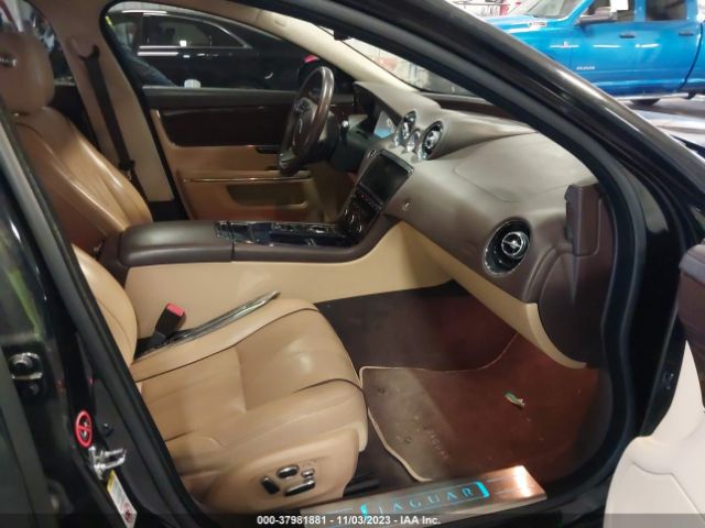 2013 JAGUAR XJ SAJWJ2GDXD8V46177 Photo 4