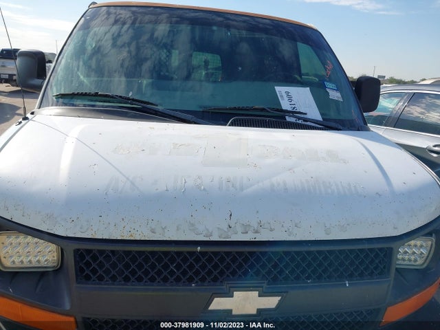 2008 CHEVROLET EXPRESS CARGO VAN VIN: 1GCGG25C281138234