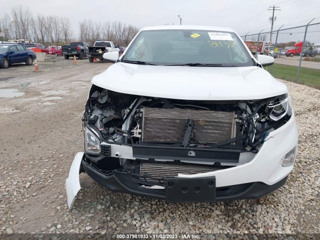 Chevrolet EQUINOX LT 2018 2GNAXSEVXJ6316487 Image 12