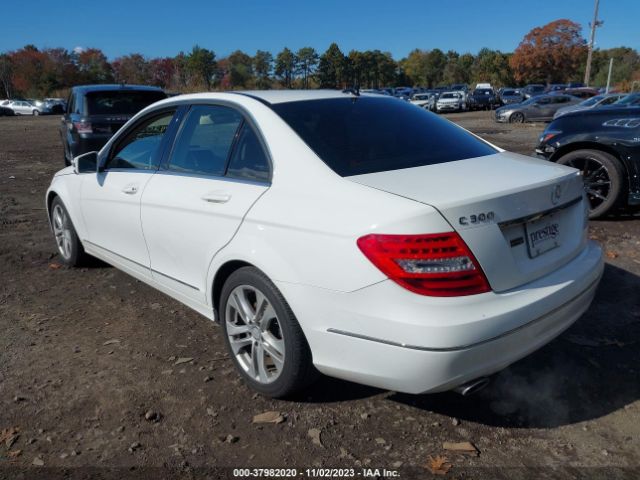 WDDGF8AB3EG229997 Mercedes-Benz C 300 Luxury 4matic