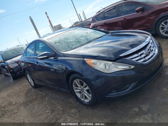 Hyundai SONATA GLS 2014 5NPEB4AC2EH905608 Image 1