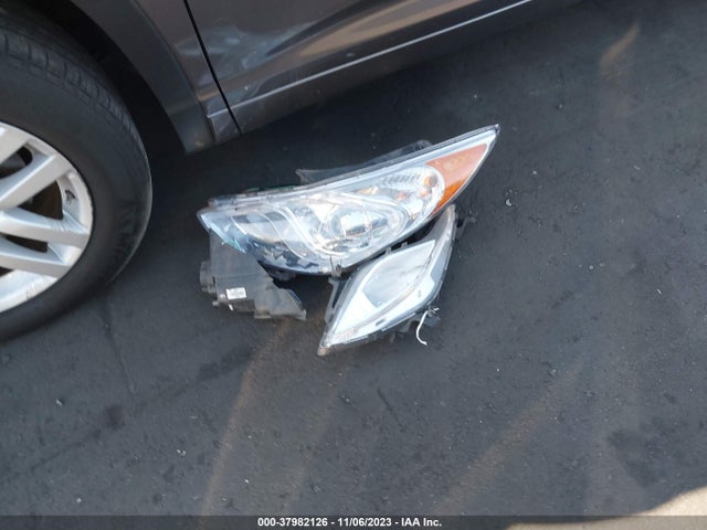 2015 HYUNDAI SONATA HYBRID VIN: KMHEC4A40FA123530