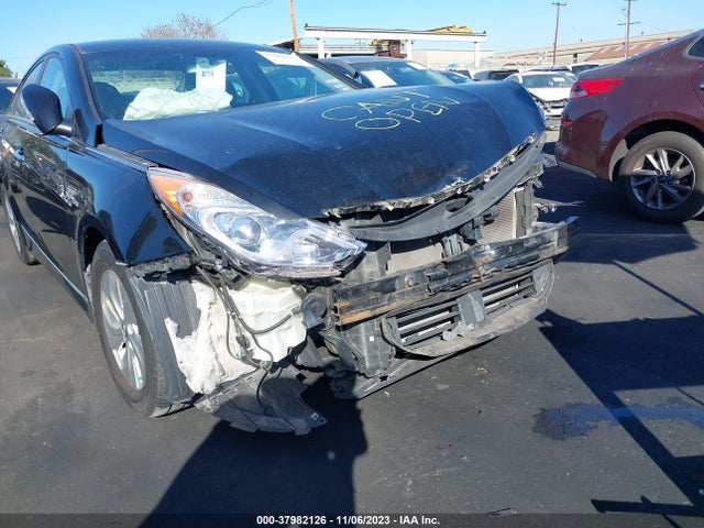 2015 HYUNDAI SONATA HYBRID VIN: KMHEC4A40FA123530