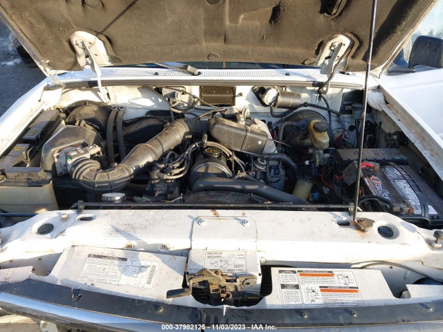 1994 FORD RANGER SUPER CAB VIN: 1FTCR14A3RPB39524